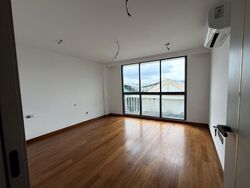 Simon Lane (D19), Terrace #536340371